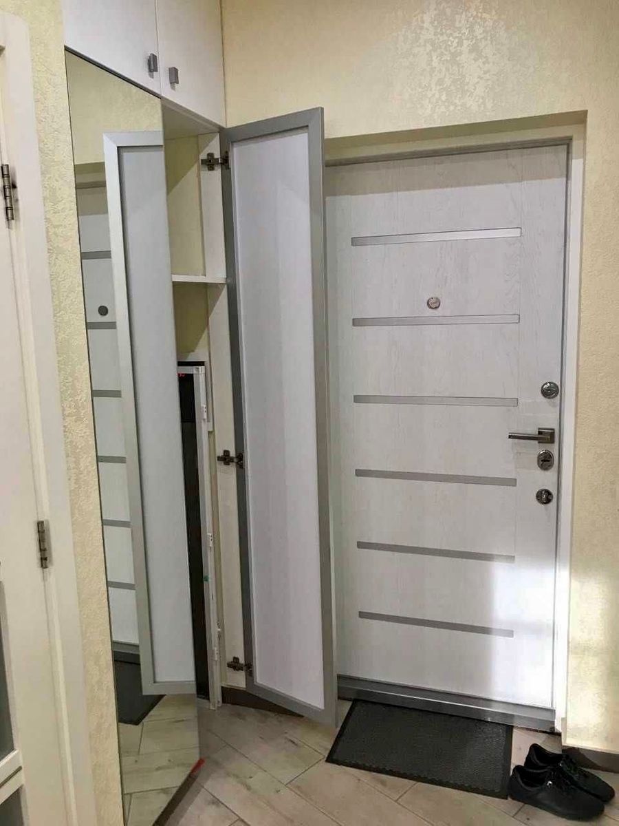 1839615647730441