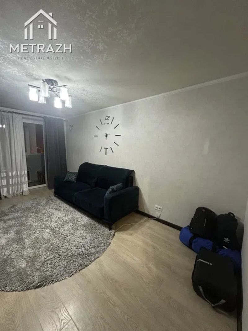 1834542112257443