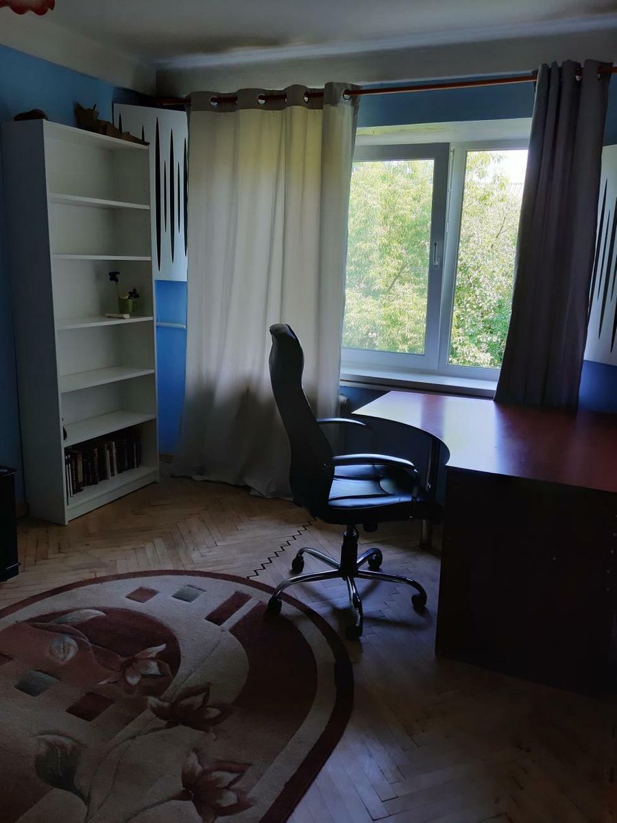 1835160438341443