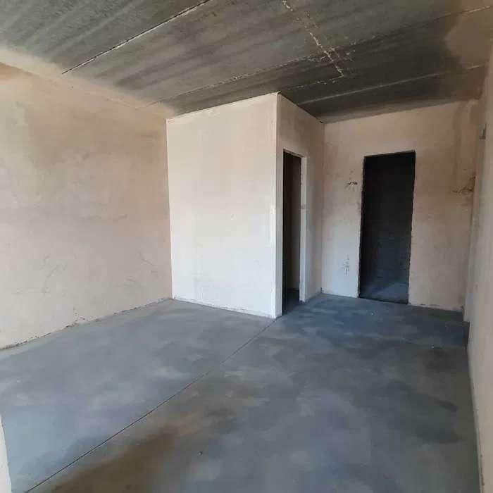 1835968463316444