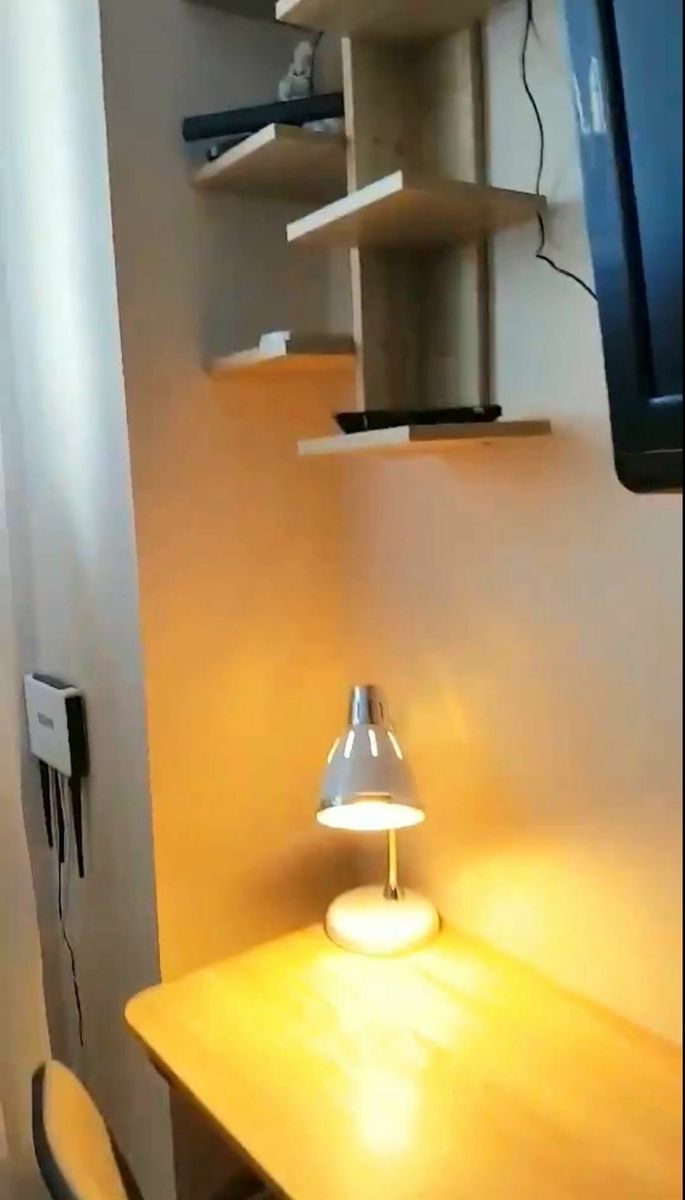 1830831998005447
