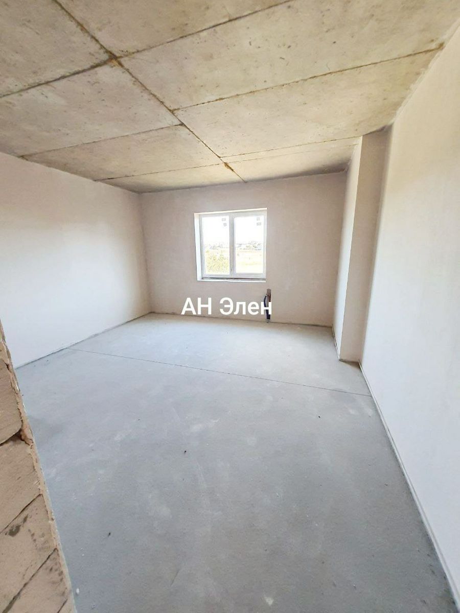 1834459488262448