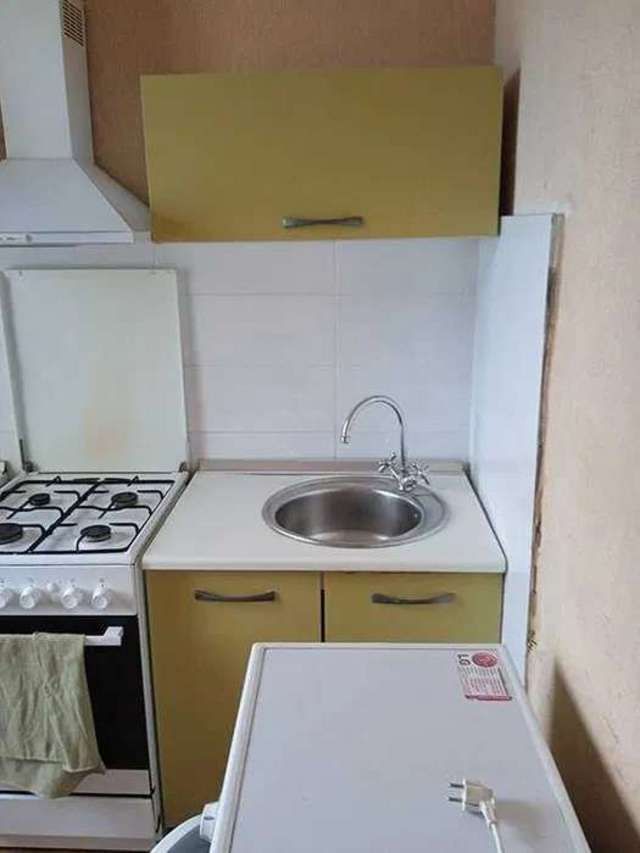 1839705715354448