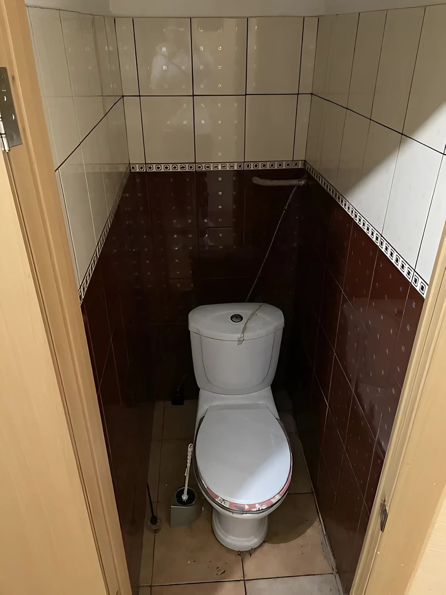 1833087089937449