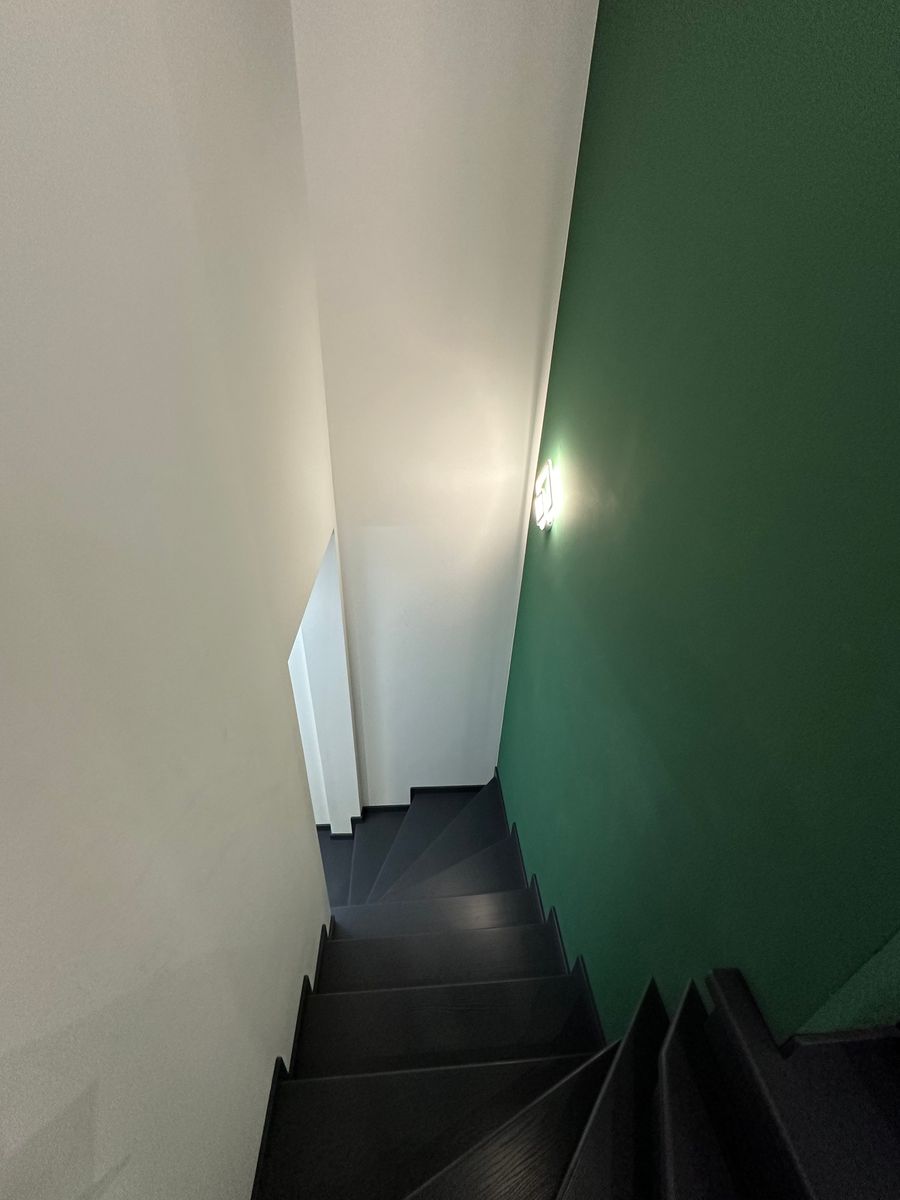 1802471432090045