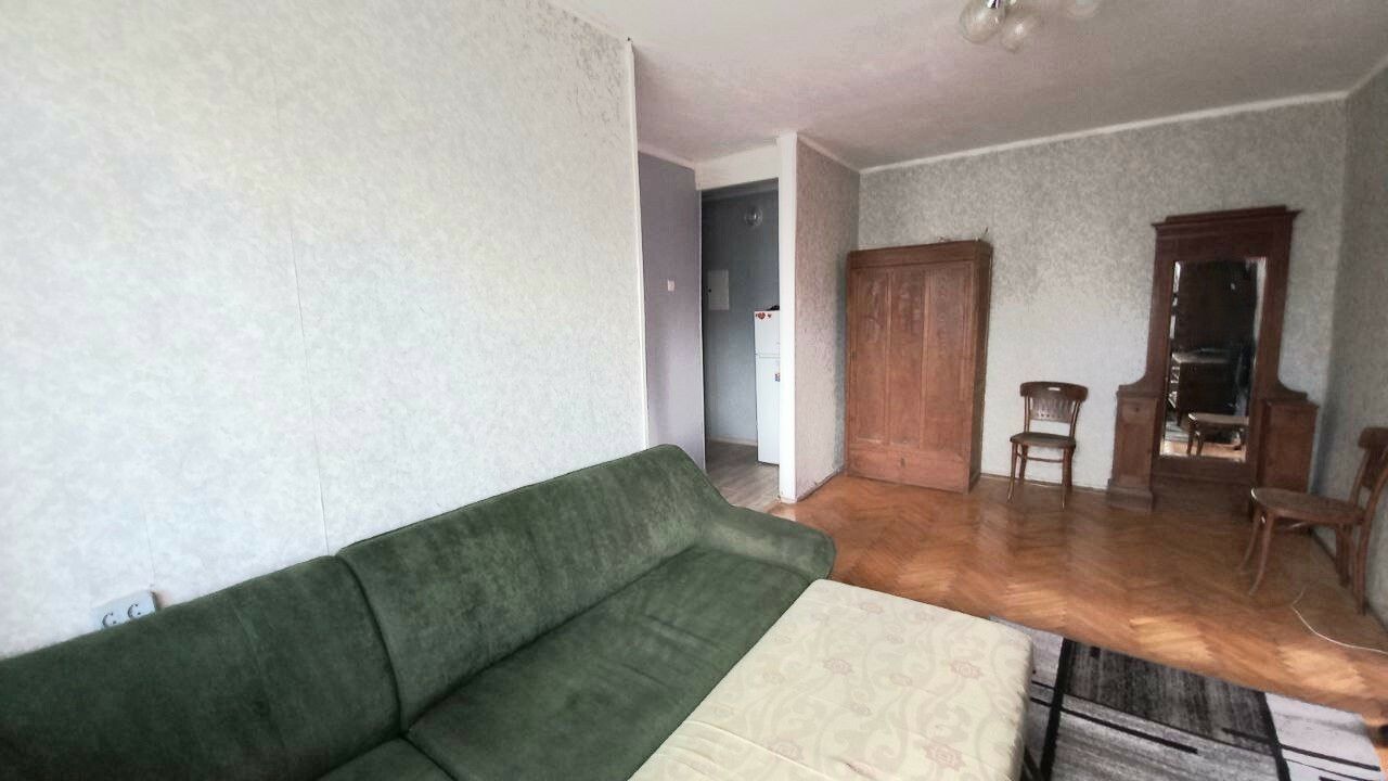 1832634521901045