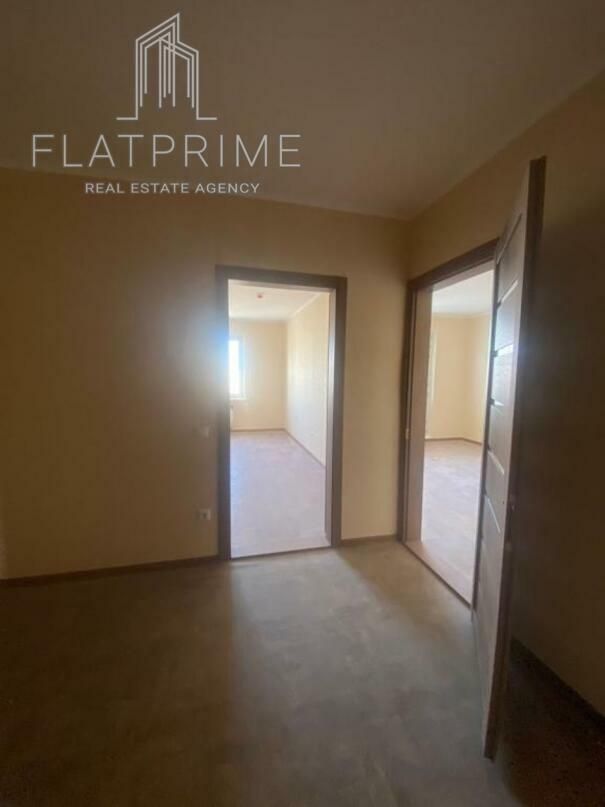 1835358476888045