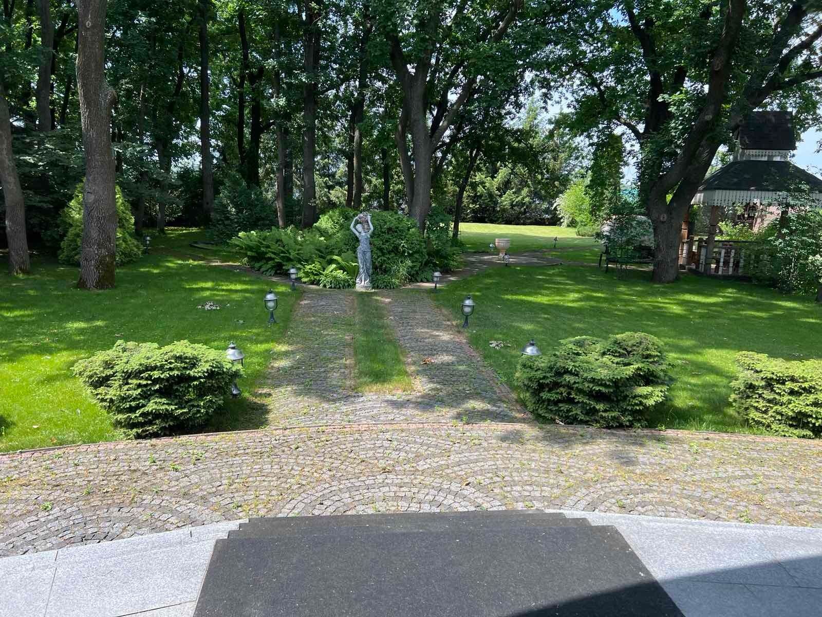 1763052289062451