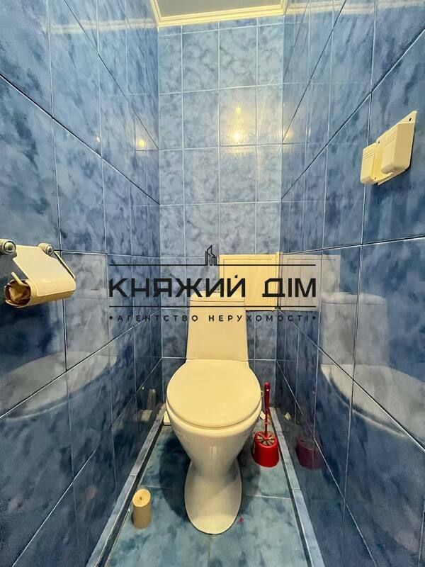 1836068513622452