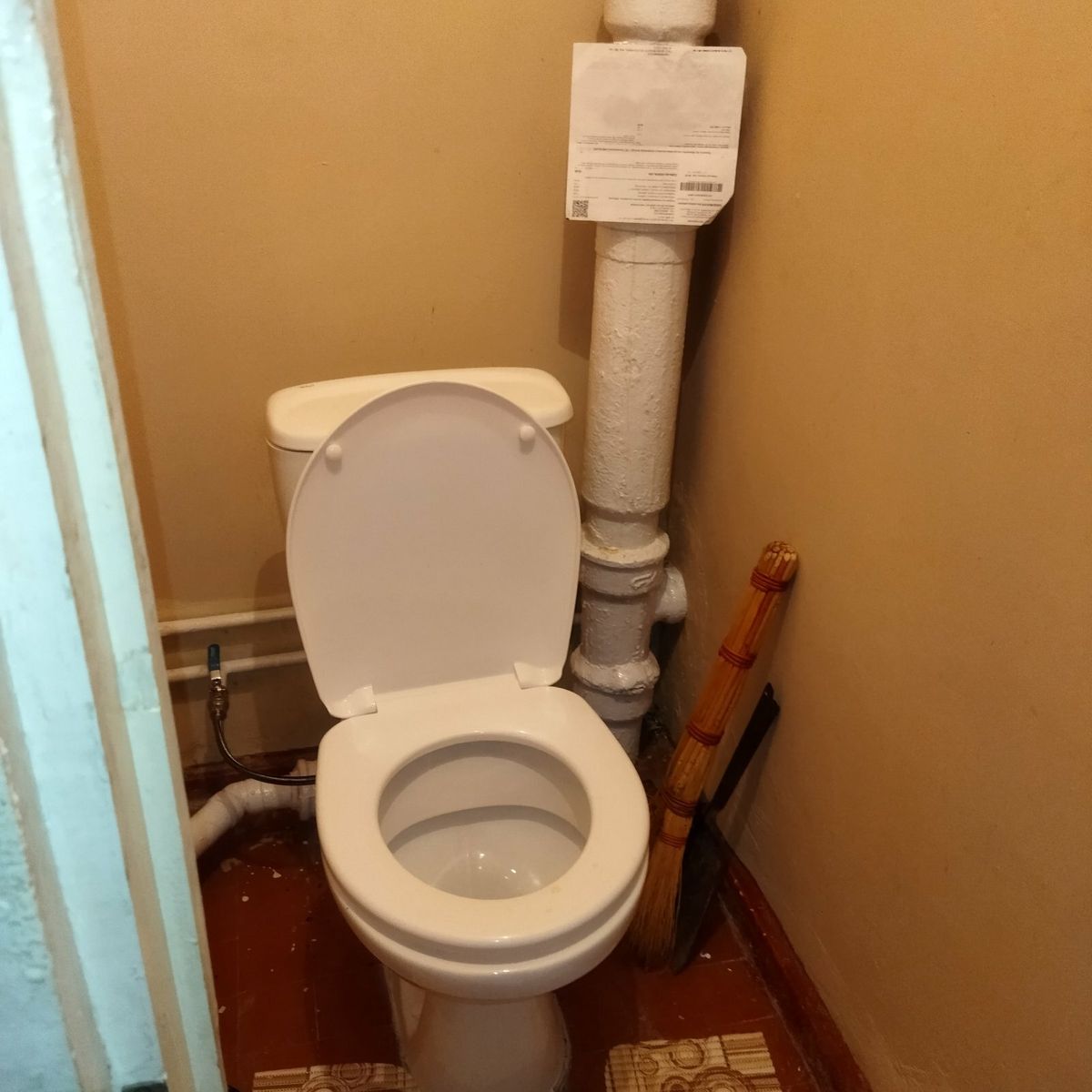 1835074227860453