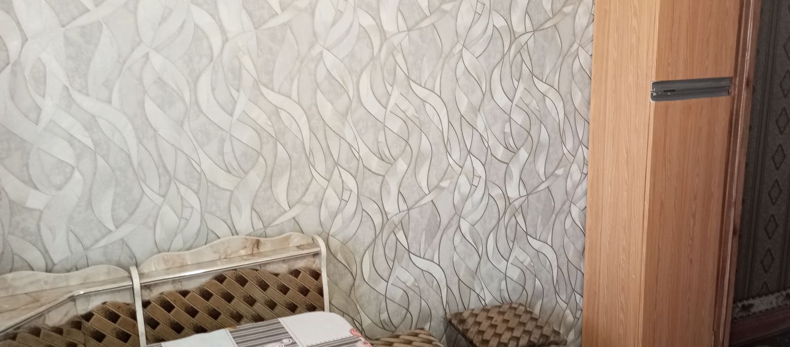 1829763146290456