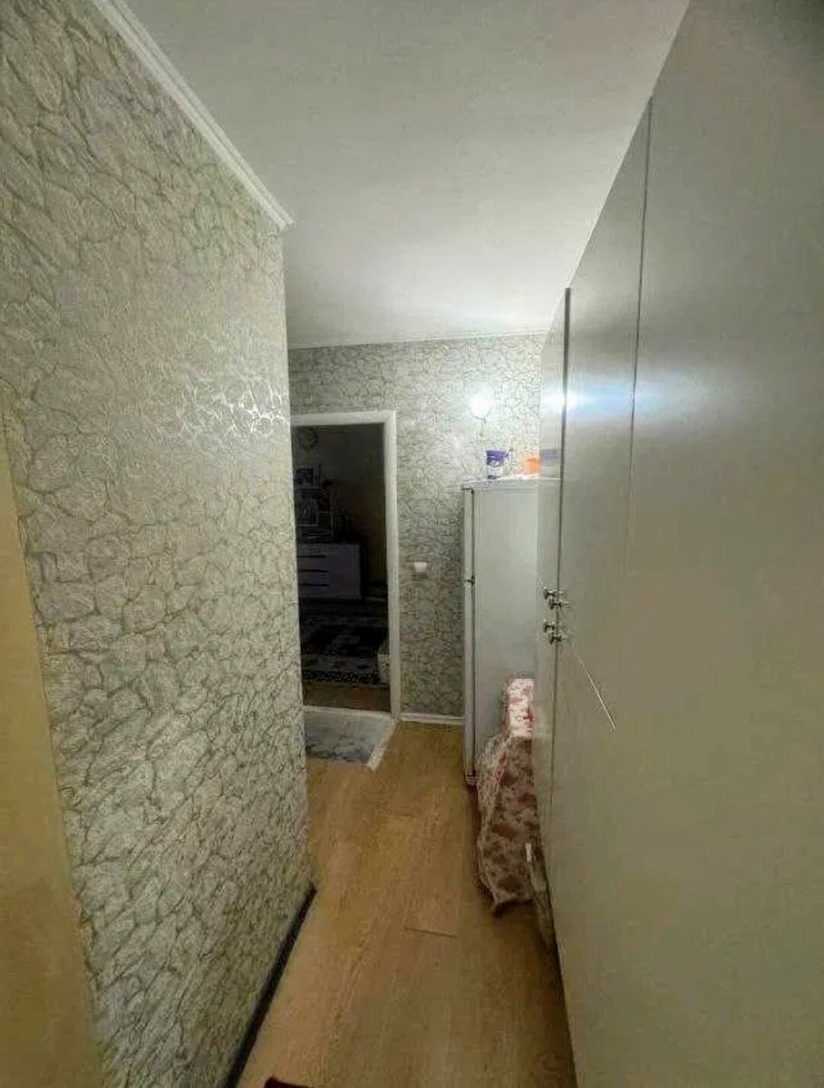 1837090244430456