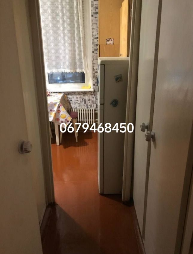 1831285758925457
