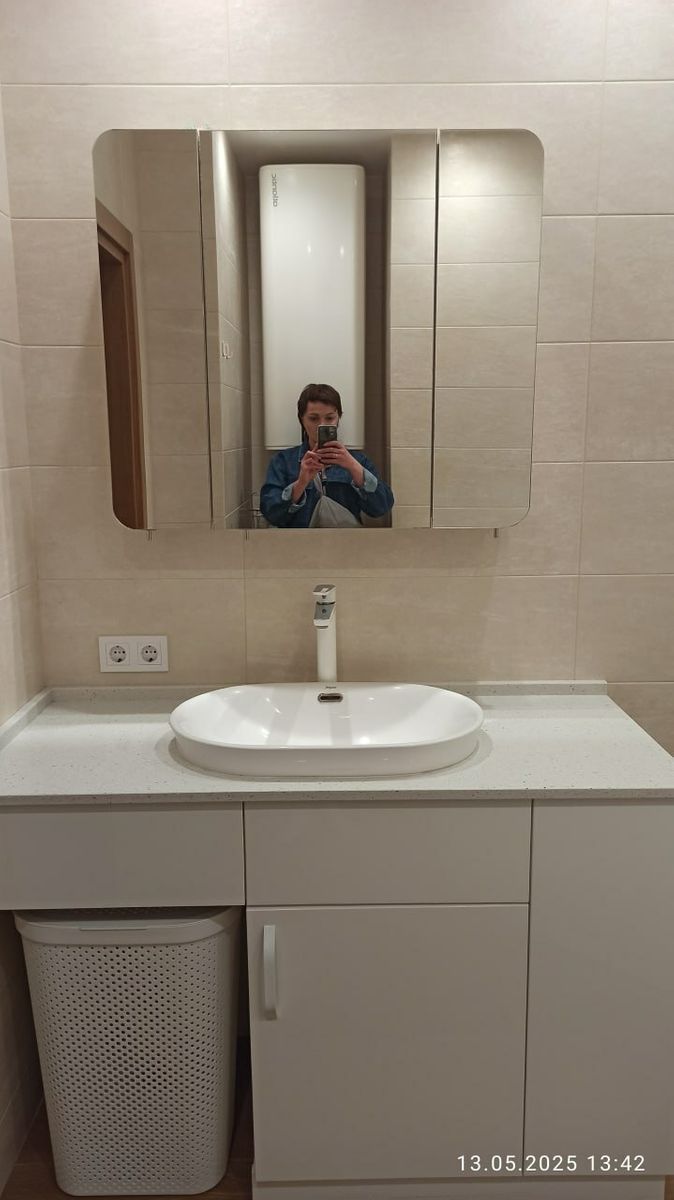 1835084648239457