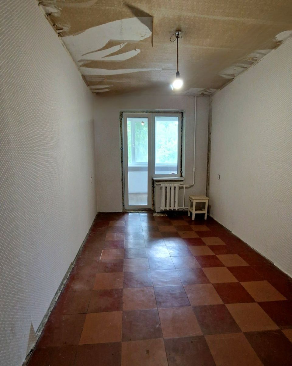 1835792653978457