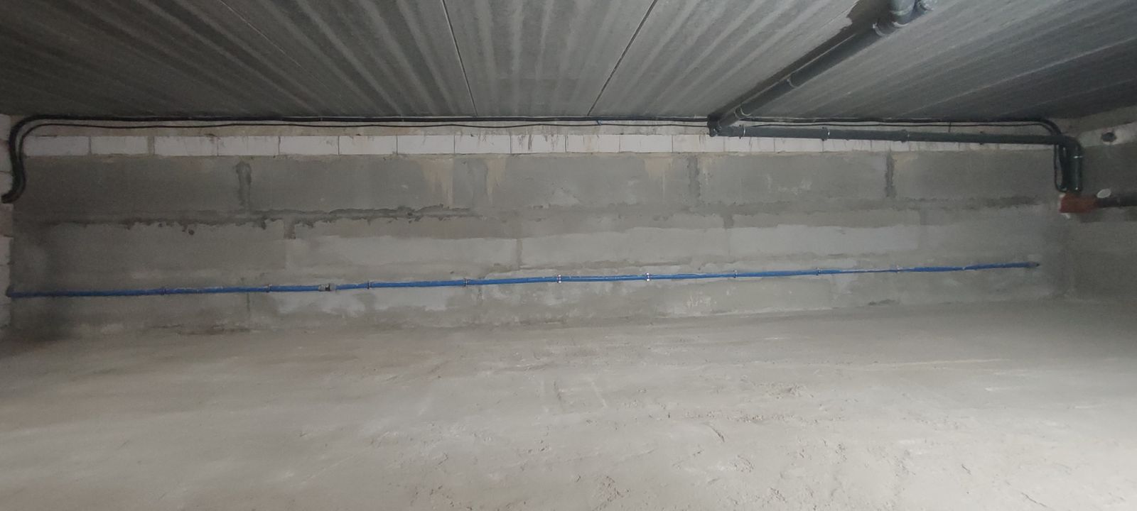 1836837352268457