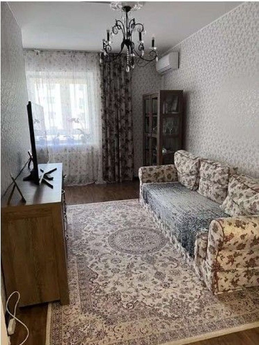 1832716469125459