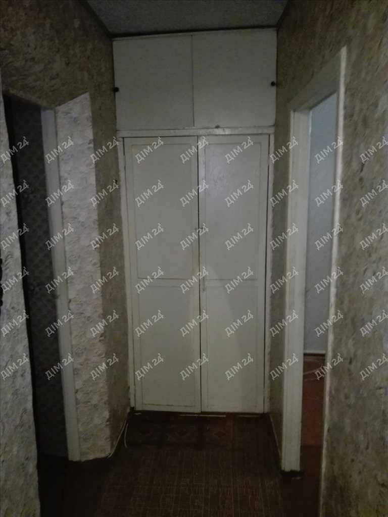1834094705308046
