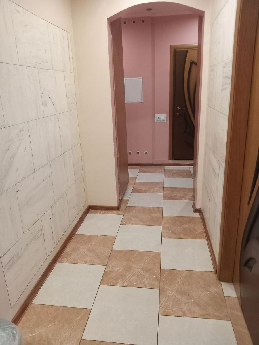 1787059147939460