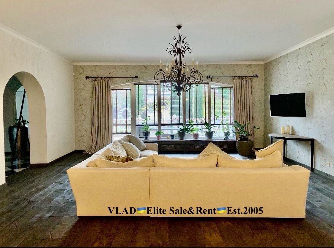 1836733853643460