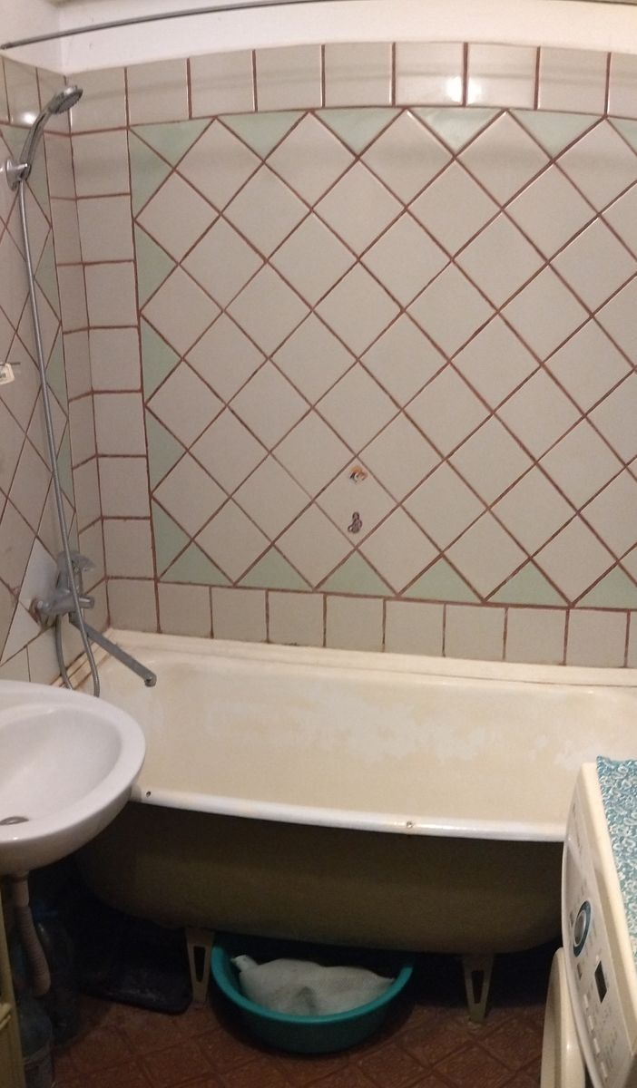 1837657134996460