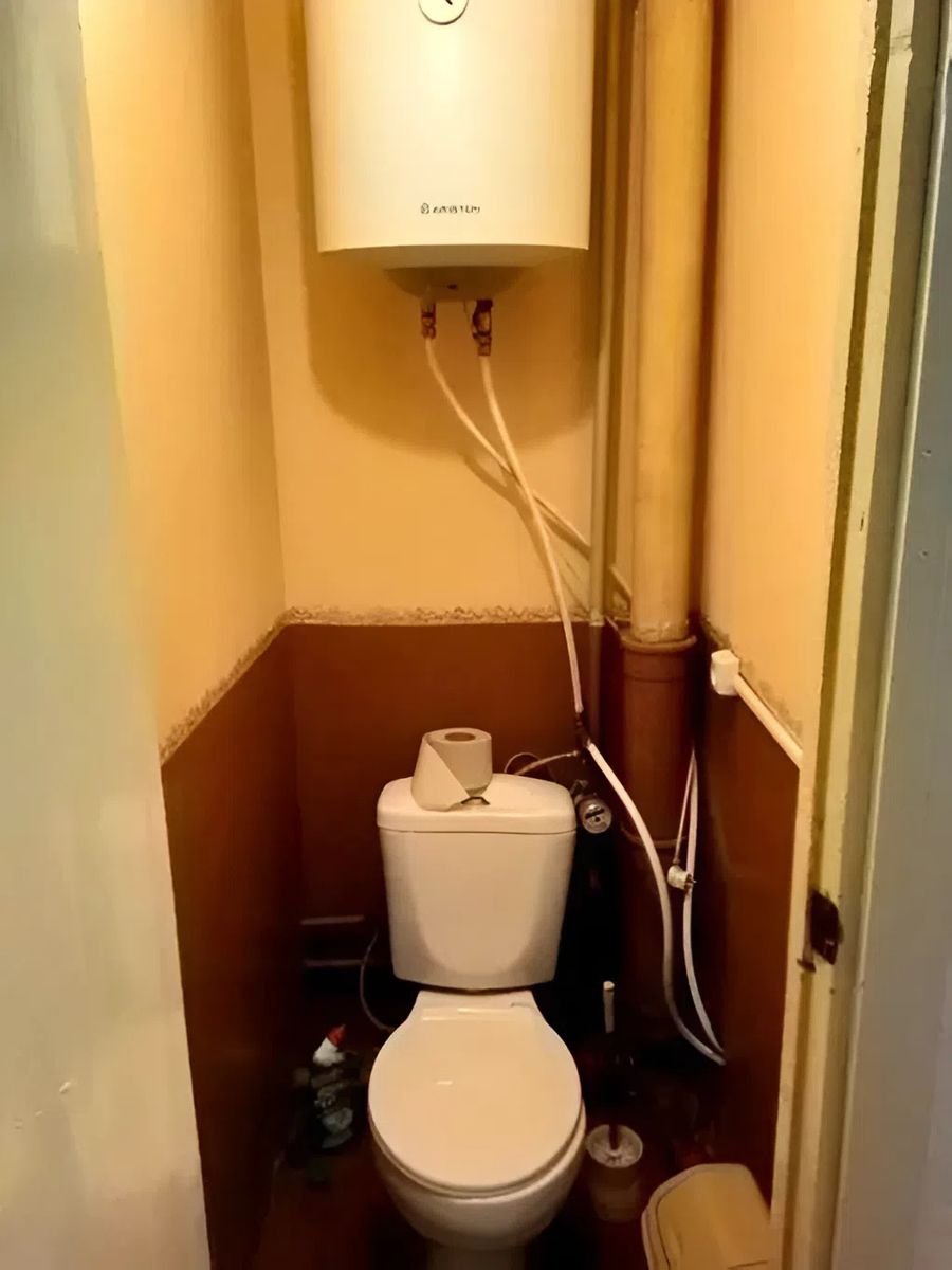 1836077241858462