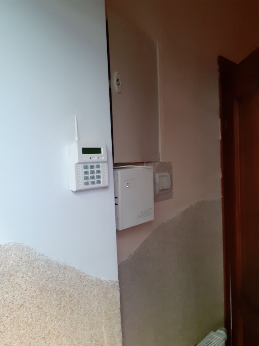 1842185343709462