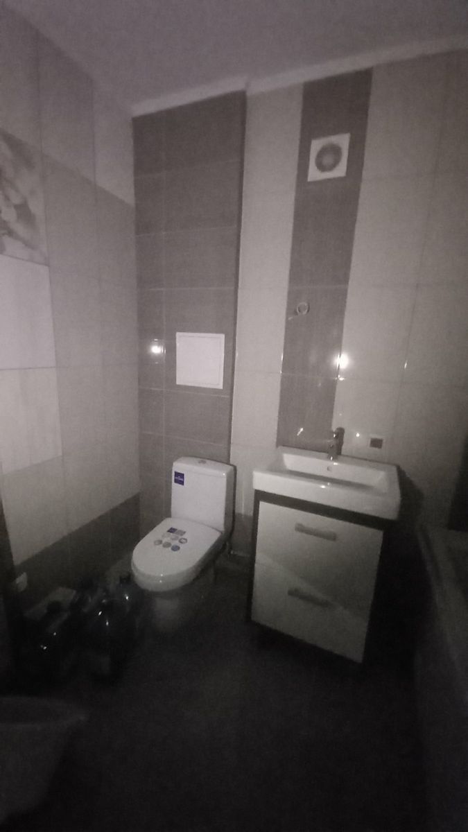 1832102075083464