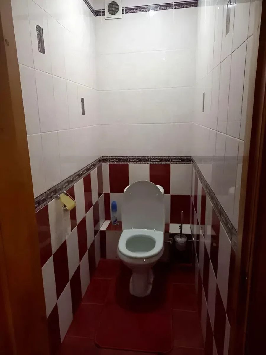 1837101690845464