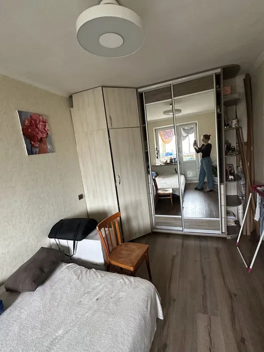 1837972185165466