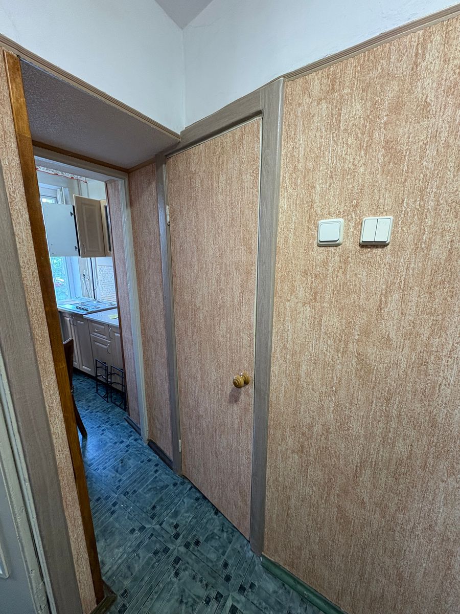 1834944915611468
