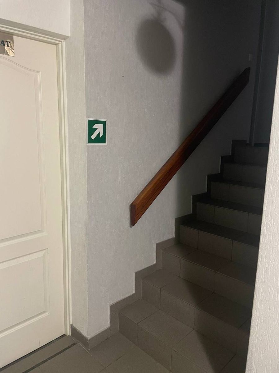 1837928364185468