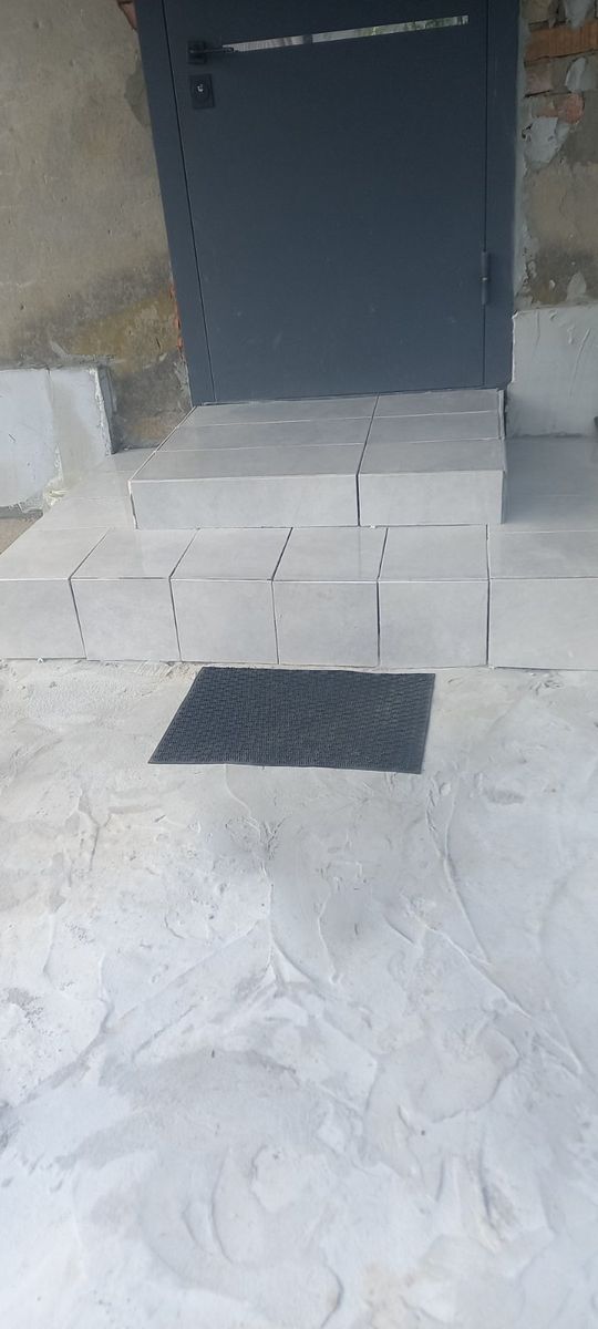 1838623303462469