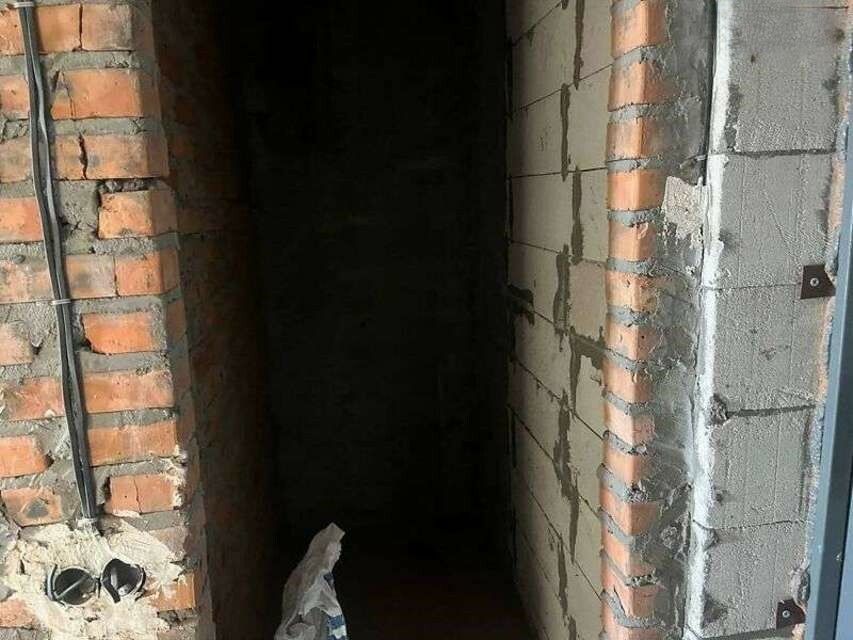 1831289666578047