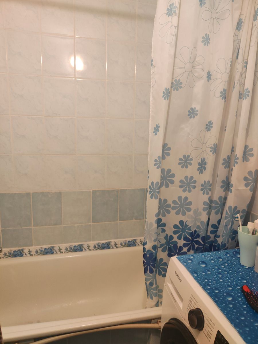 1839073400039047