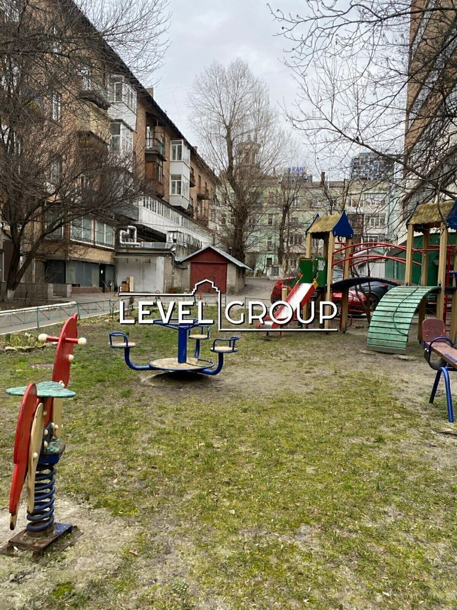 1829004968002471