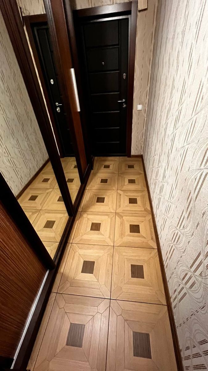1832099679193471