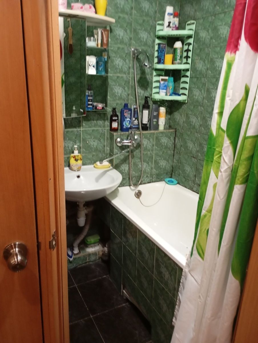 1834846055201471