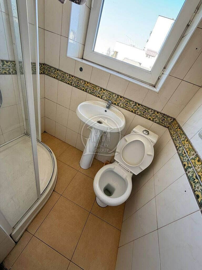 1832550038501472