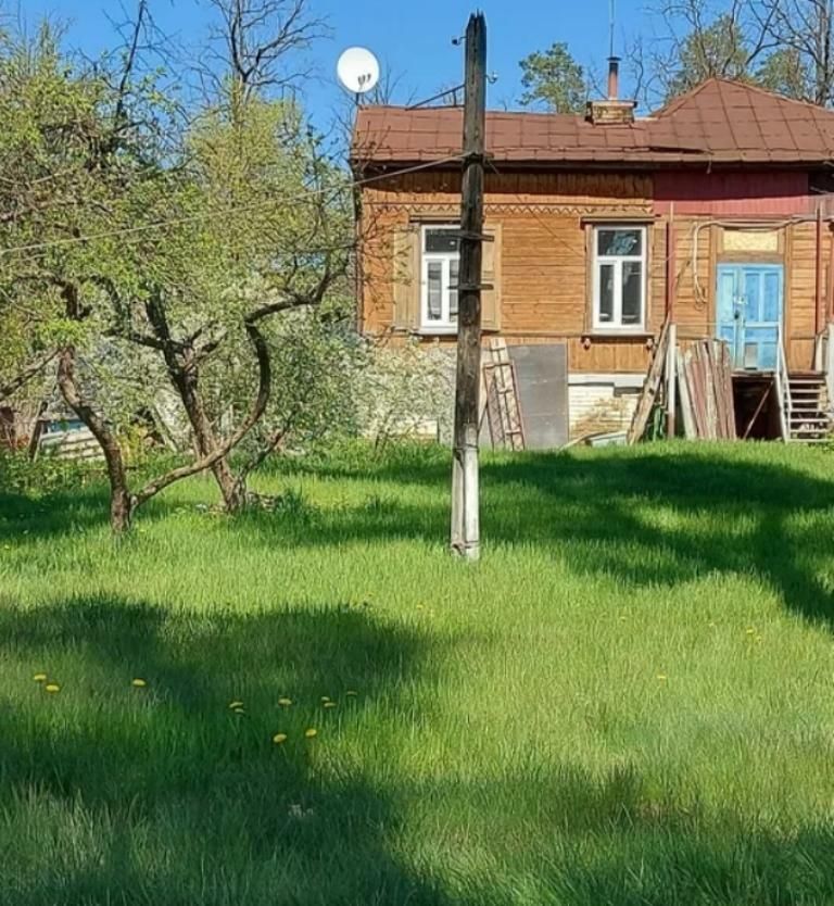 1835358223615472