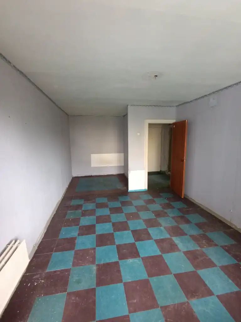 1837628746727472