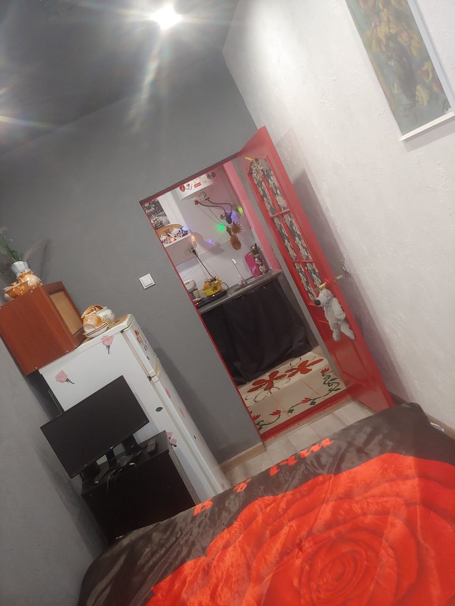 1840428850820472