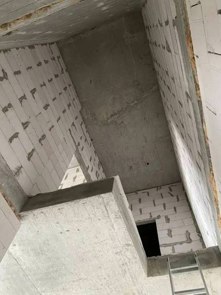 1833816676838473