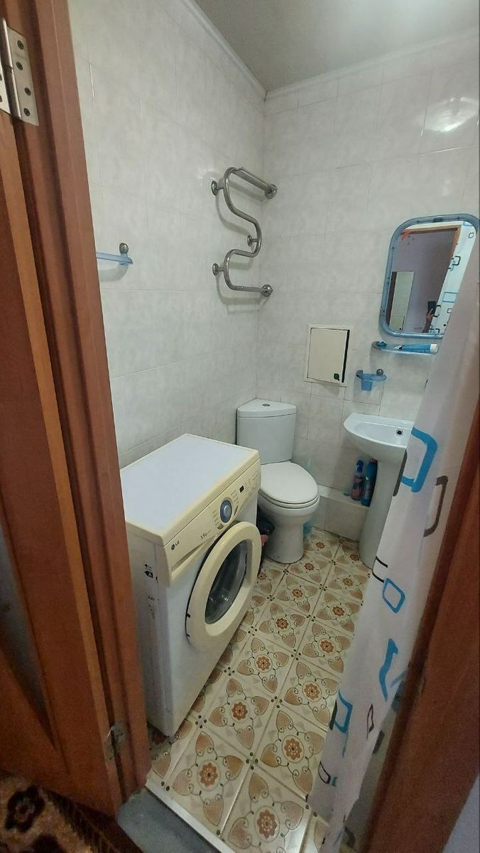 1836812645777473