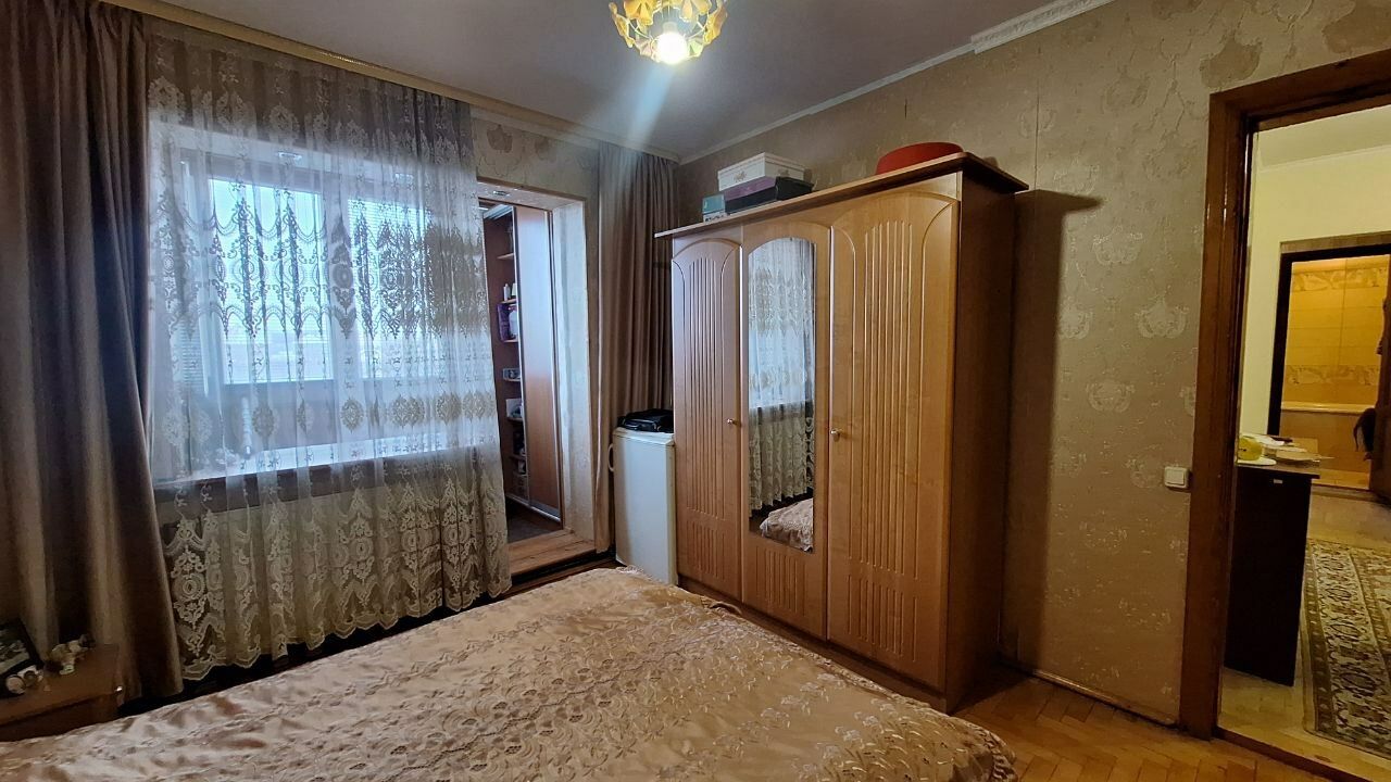 1837886424595473