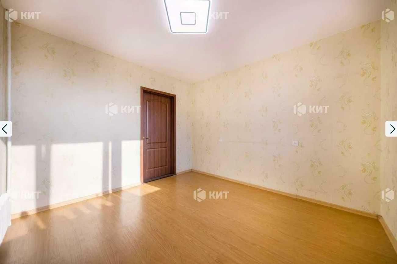 1831462272553475