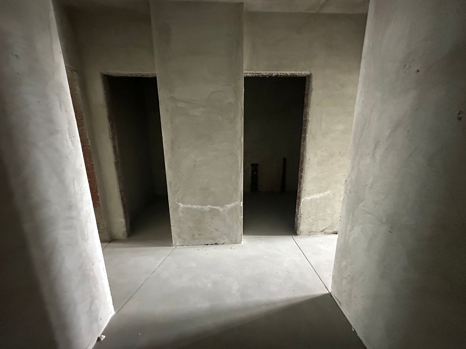 1833928967648475