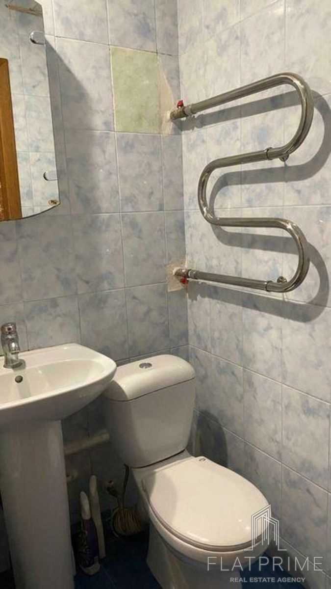 1835078630728475