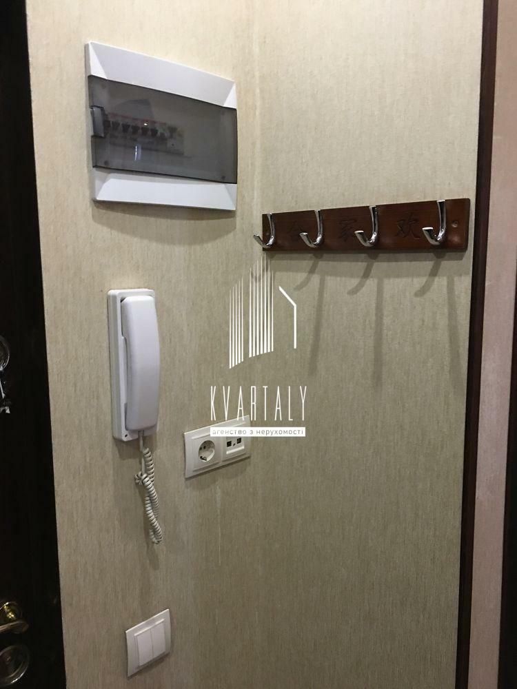 1837253799417475