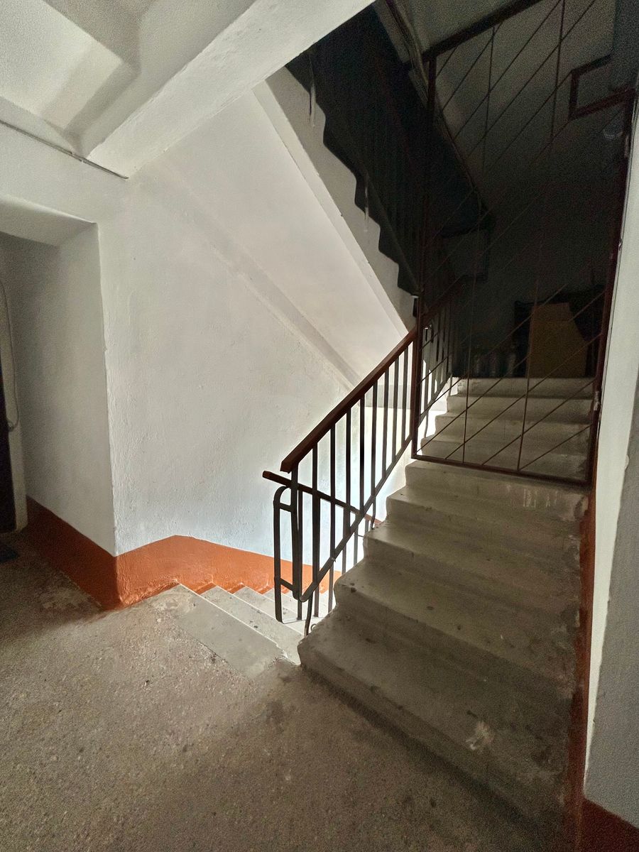 1830830480034478